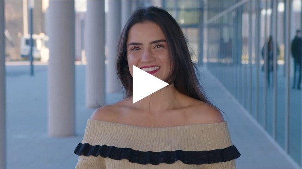 Video thumbnail with Luiza smiling